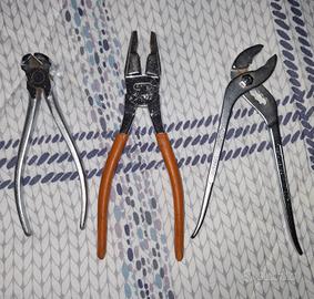 Attrezzi: Tenaglia, pinza..