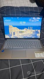 ASUS F1504ZA-NJ165W i5-1235U Computer portatile 