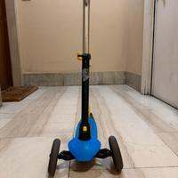 Monopattino tre ruote