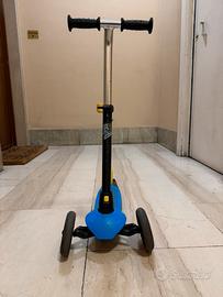 Monopattino tre ruote