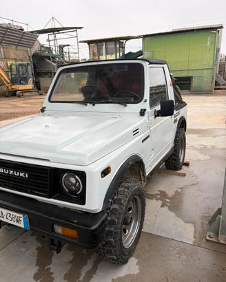 Suzuki samurai