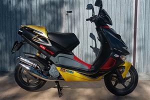 Aprilia sr 50 replica