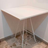 Tavolini bianchi quadrati
70x70