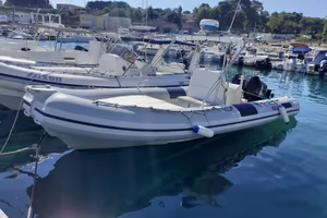 Gommone 7.50mt (20 Pax) + 2x Suzuki 4T
