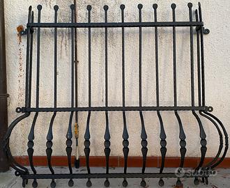 Grata per finestra