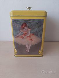 Scatola per biscotti.