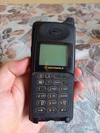 Cellulare Motorola 8700