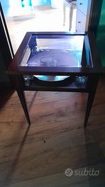 tavolino antico con vetri 