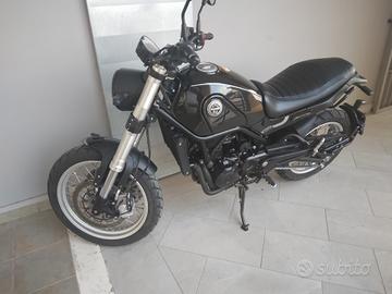 Benelli Leoncino 500 TRAIL