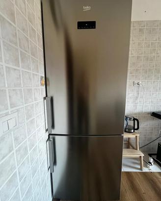 Frigorifero BEKO RCNE560E41ZXN