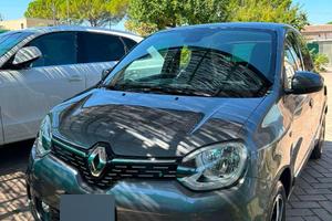TWINGO - COME NUOVA - allestimento INTENS