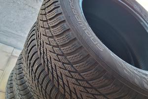 4 Pneumatici invernali NOKIAN 215/60 R16