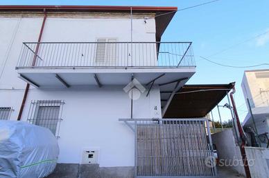 CASA SEMINDIPENDENTE A SELLIA MARINA