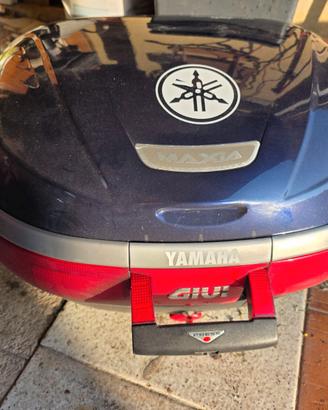 Bauletto e supporto Yamaha t max 500 anno 2002