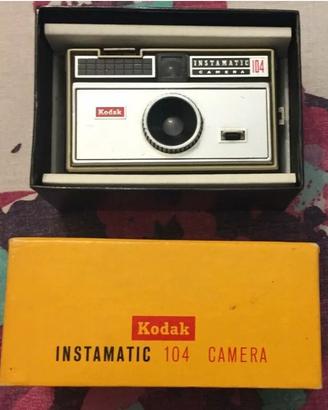 Macchina fotografica Kodak INSTAMATIC vintage