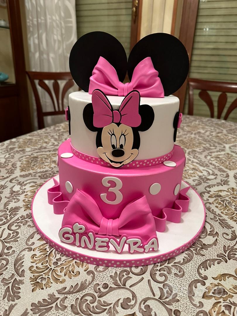 Torta scenografica minnie ❤️ 1 anno Serena - Cake design - Cake