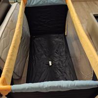 Lettino da campeggio richiudibile con materasso