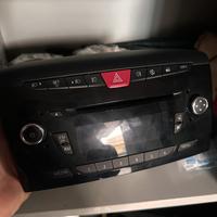Stereo lancia y