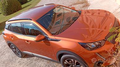 Peugeot 2008 hdi blue 2021