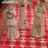 Tris di statuine