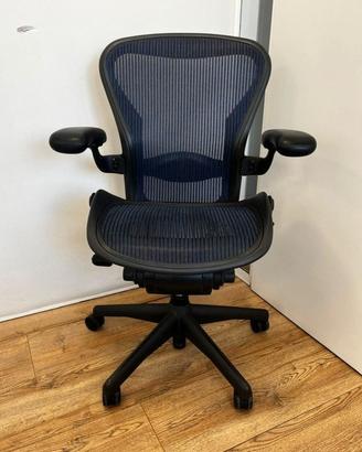 Herman Miller Aeron Blu