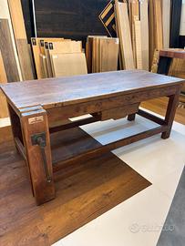 Tavolo da lavoro restaurato