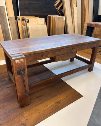 Tavolo da lavoro restaurato