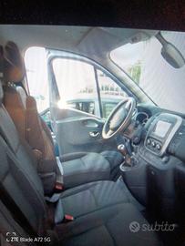 Renault TRAFIC pari al nuovo