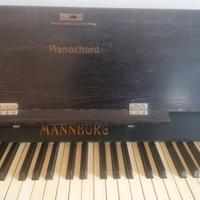 pianoforte verticale d'epoca