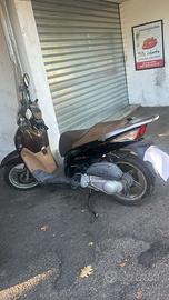 Scooter honda sh