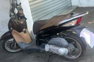 Scooter honda sh