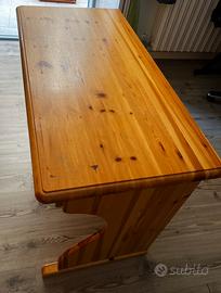 Scrivania in pino massello