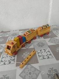 trenino in legno anni 60