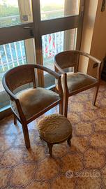 Poltroncine a pozzetto con poggiapiedi