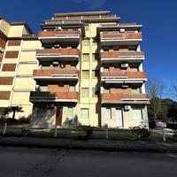 3 LOCALI A COMACCHIO