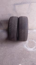 Gomme 215/55/17