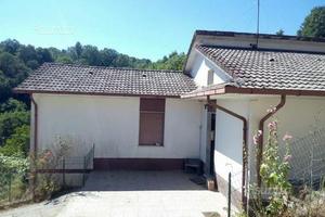 Casa in montagna, garage, terreni, magazzini