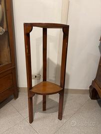 Tavolino angolare a colonna 