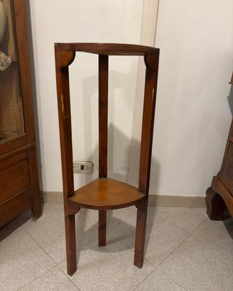 Tavolino angolare a colonna 