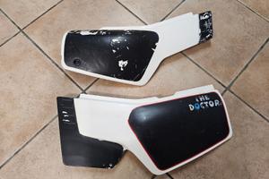 Fianchetti laterali per Yamaha XT 600 43F