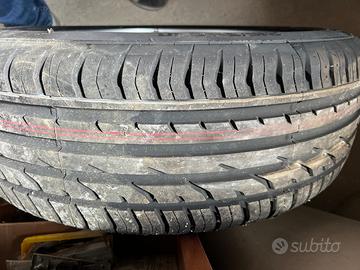 Pneumatico Continental 215/55 R18 e Cerchio Jeep