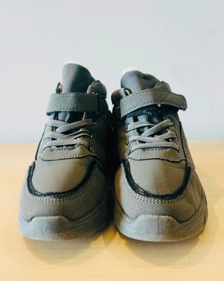 sneaker alte grigie velcro 29