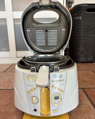 Friggitrice (+ centrifuga per insalata in omaggio)