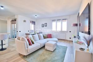 TRILOCALE CON FINITURE DI PREGIO !!!