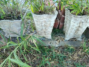 Vasi in cemento