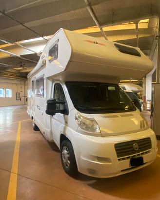 Camper mansardato C.I Elliot 40