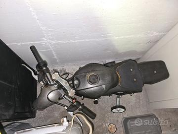 minimoto benzina 49cc con rotelle