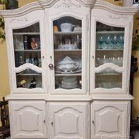 Vetrina soggiorno in legno massello di Noce 