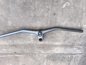 manubrio integrato roval control al più staffa