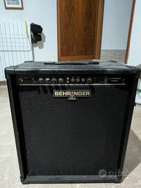 amplificatore behringer per basso